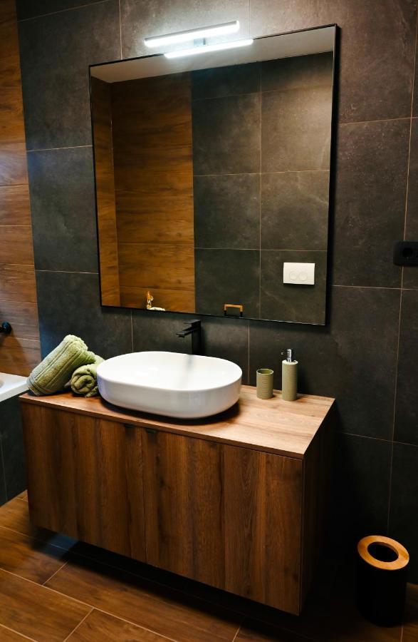 Adorable Holiday Apartment Малинска Экстерьер фото