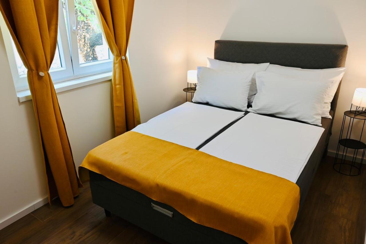 Adorable Holiday Apartment Малинска Экстерьер фото
