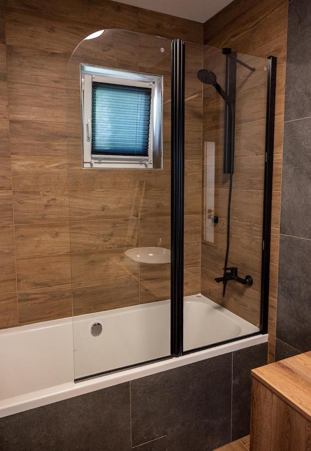 Adorable Holiday Apartment Малинска Экстерьер фото